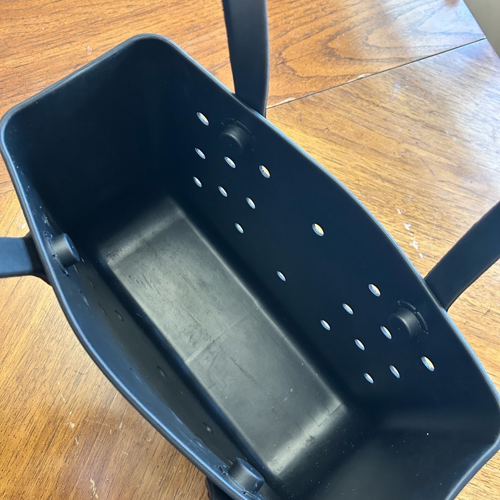 Frogg Toggs Black Tote Bag - Picture 4 of 6